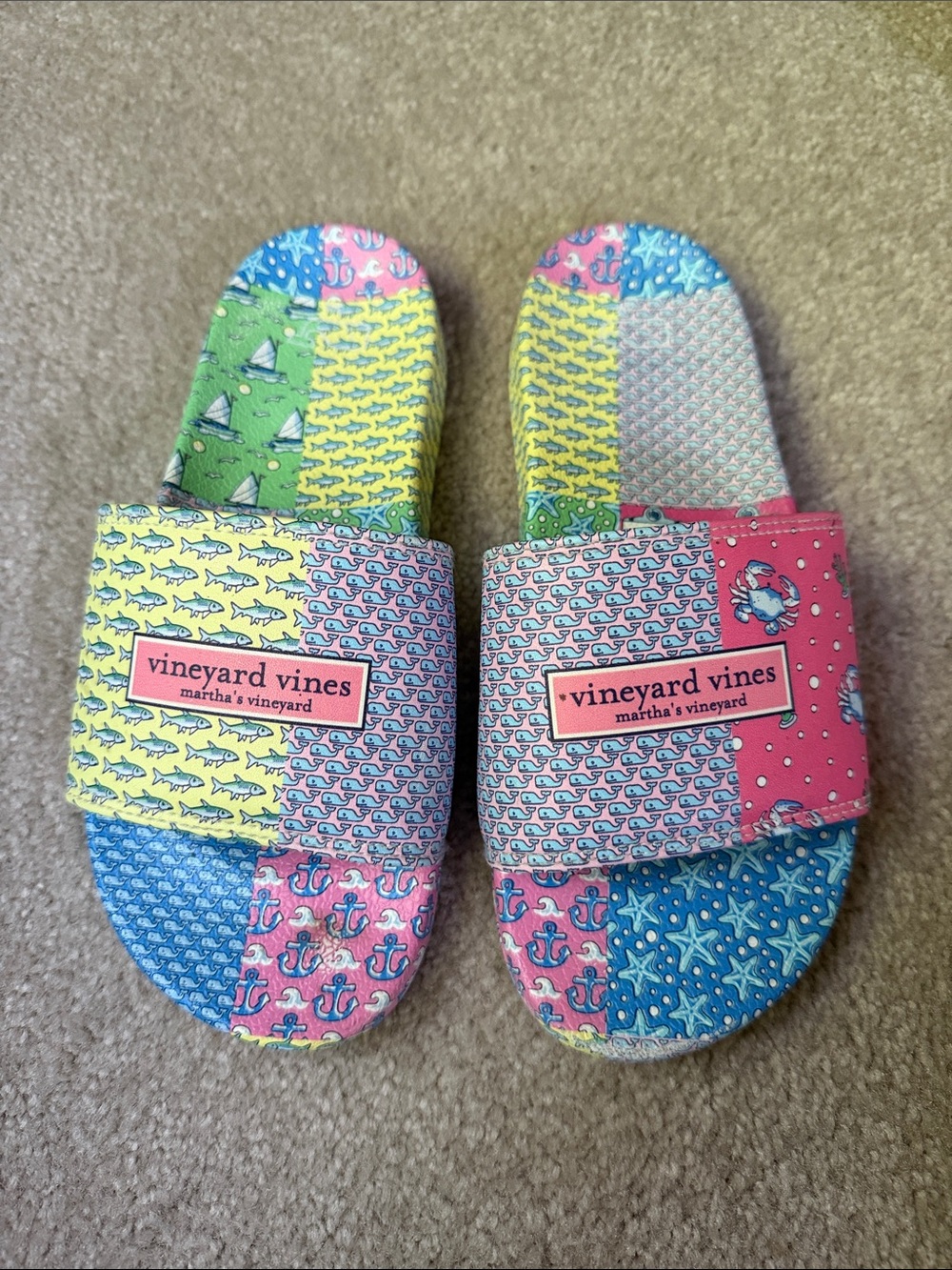 Vineyard Vines slides sz 3/4